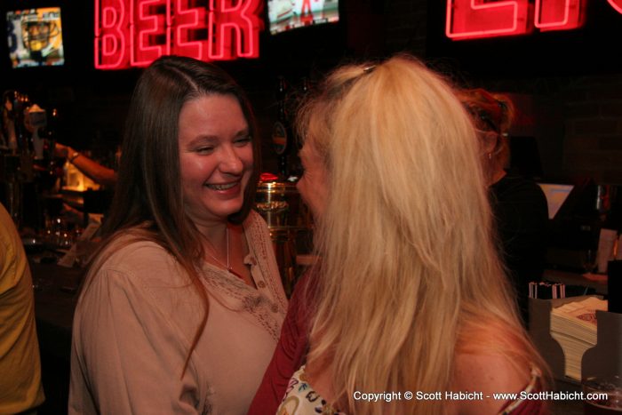 Jennifer hung out with Kelli and talked for a while.