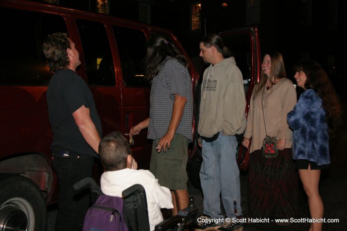 During the set break, we all headed outside for some fresh air.