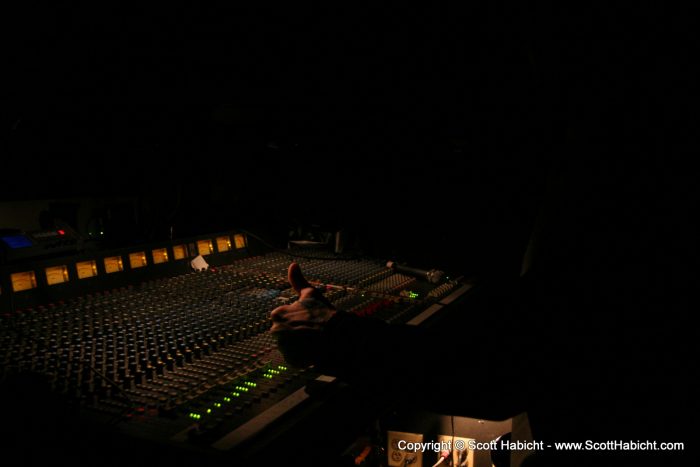 Skrow gives the OK on the sound of the sound.