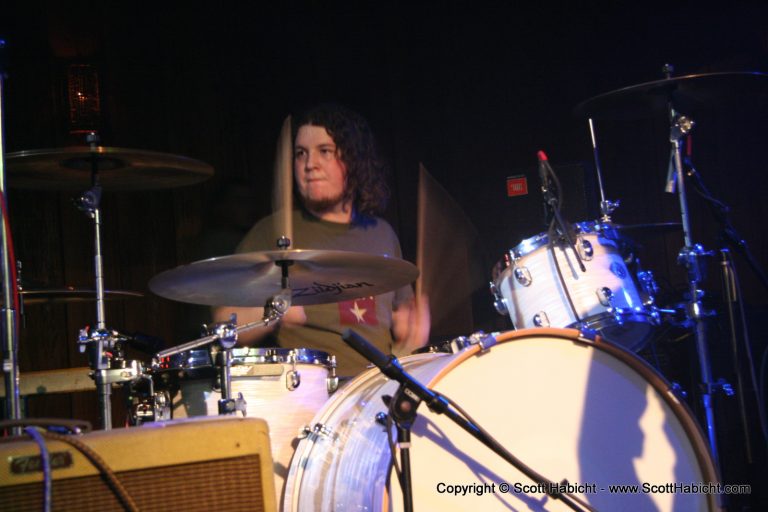 James held it tight with the rhythm....