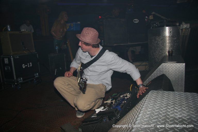 Still checking the sound, and Jason tries to get a feel for the music.