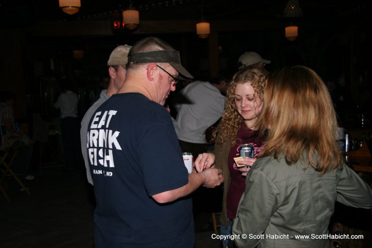 T, as always, makin' nice with the ladies.