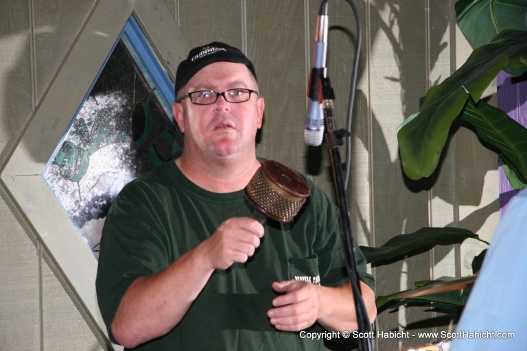 Tom Lutz, sound maker extrodinaire.
