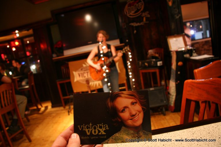 For some pictures of Victoria Vox. Click here for more.