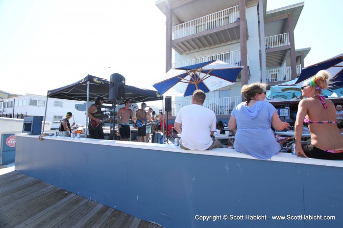 The next day it was down to the boardwalk to see Coastal Vibrations play.